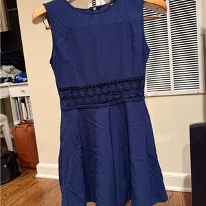 Blue Sleeveless Dress with Lace Middle